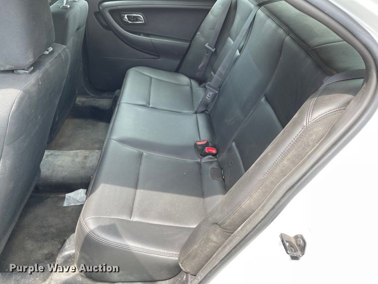 image for item ID9927 2013 Ford Taurus Police