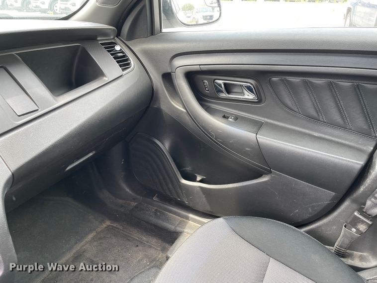 image for item ID9932 2013 Ford Taurus Police