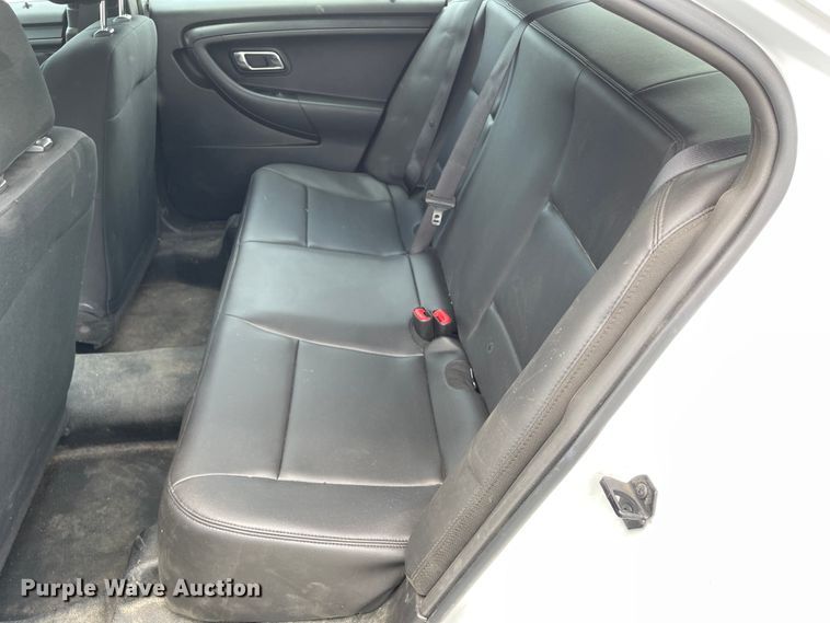 image for item ID9932 2013 Ford Taurus Police