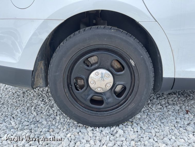 image for item ID9932 2013 Ford Taurus Police