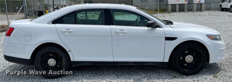 image for item ID9934 2015 Ford Taurus Police