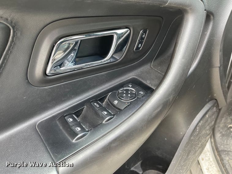 image for item ID9934 2015 Ford Taurus Police