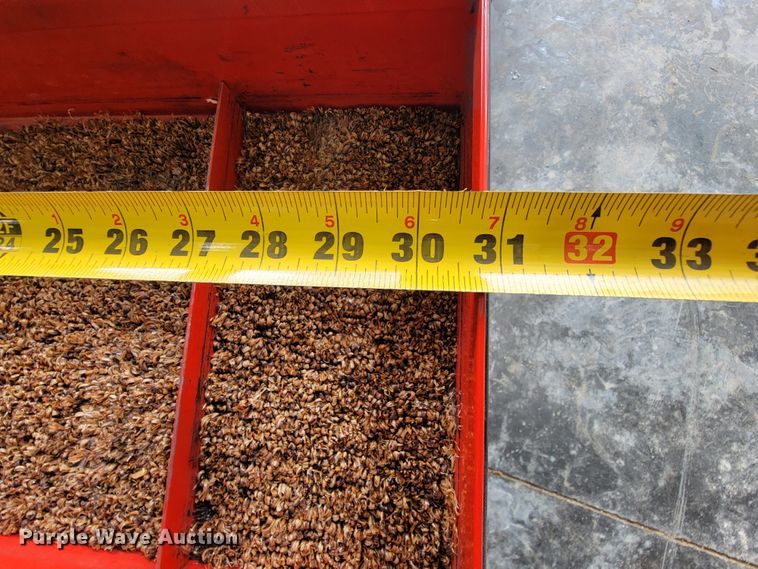 image for item IF9826 Pickup truck accessories