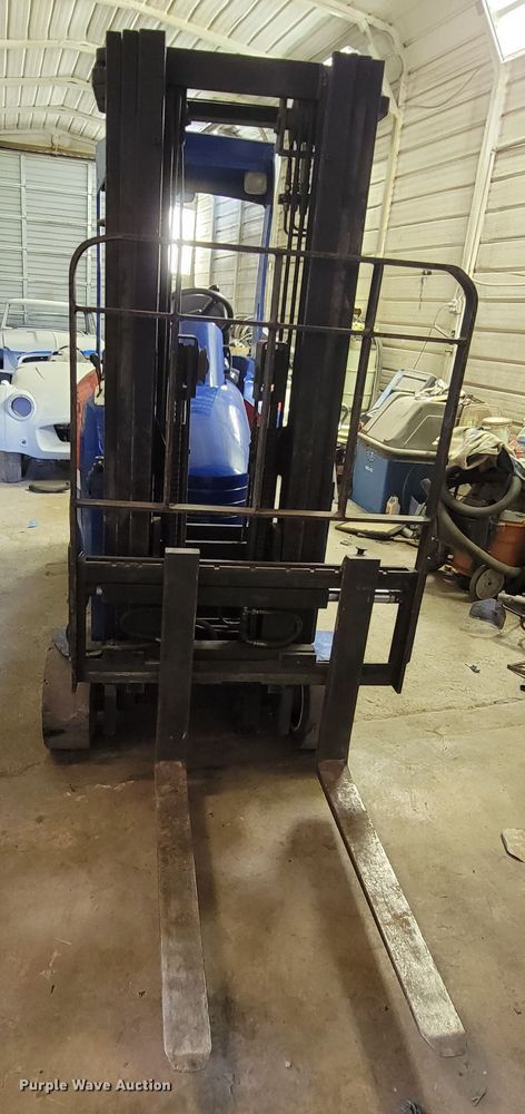 image for item IF9831 Tailift DV8R  forklift