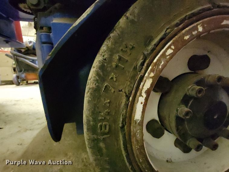 image for item IF9831 Tailift DV8R  forklift