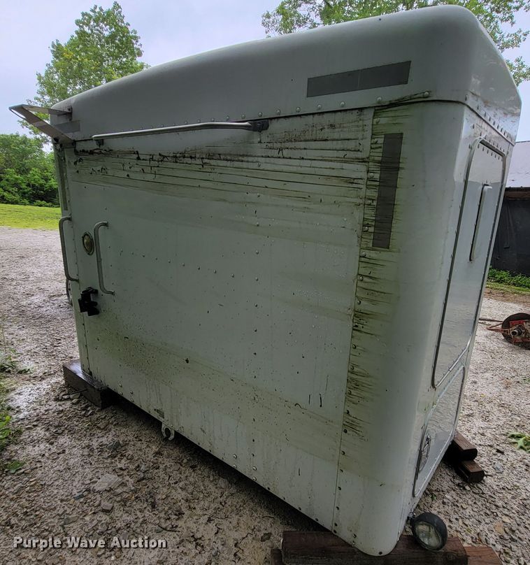 image for item IF9841 Sleeper