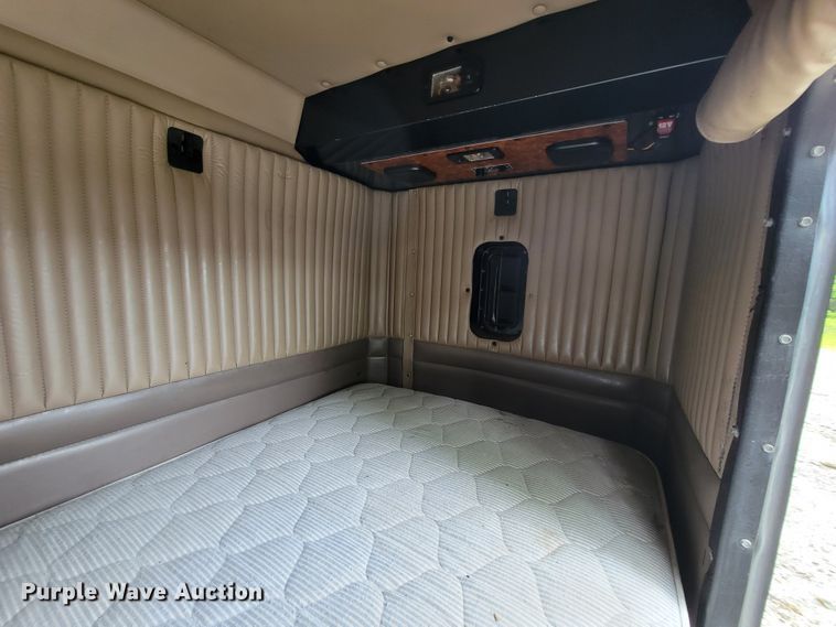 image for item IF9841 Sleeper