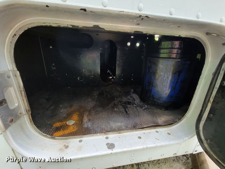 image for item IF9841 Sleeper