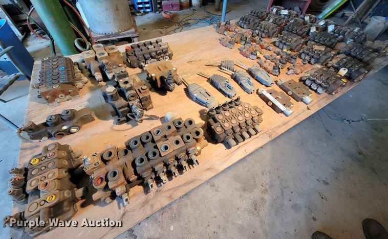 image for item IF9850 (42) hydraulic control valves