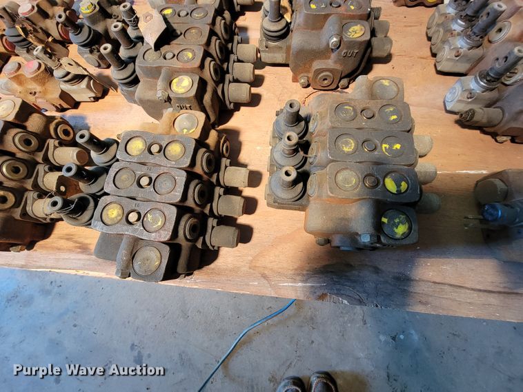 image for item IF9850 (42) hydraulic control valves