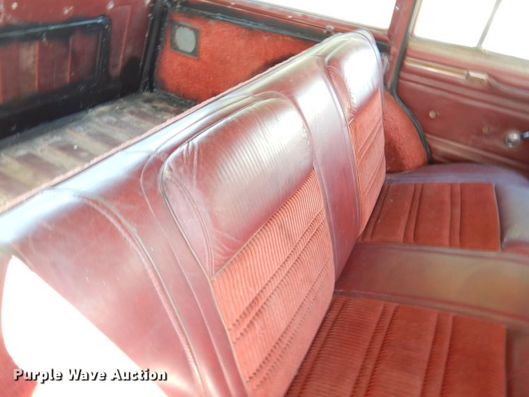 image for item IJ9380 1986 AMC Jeep Grand Wagoneer  SUV