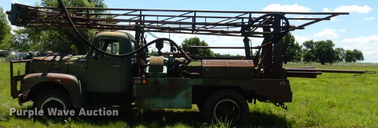 image for item IJ9382 1960 International R192  drilling rig truck