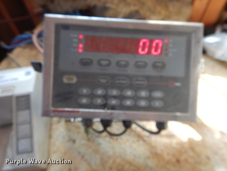 image for item IJ9387 Avery Weigh-tronix  scale