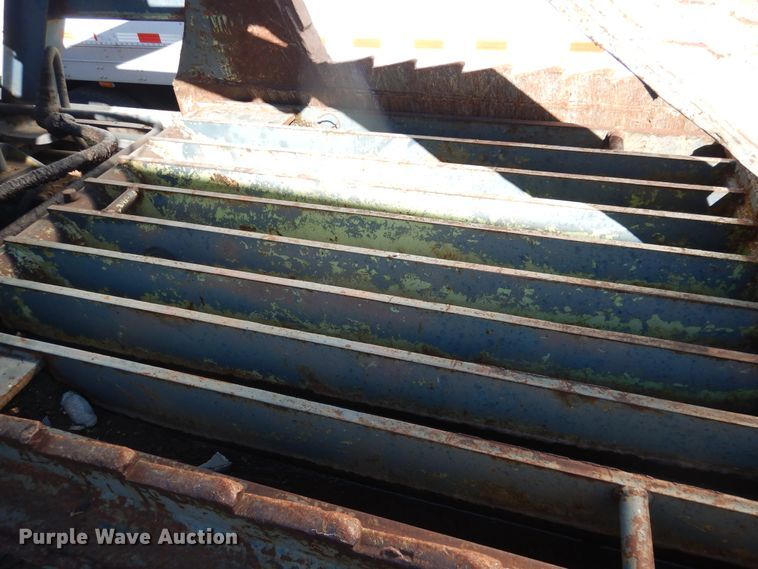 image for item IJ9388 Mosley  metal baler