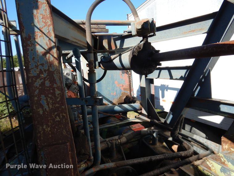 image for item IJ9388 Mosley  metal baler