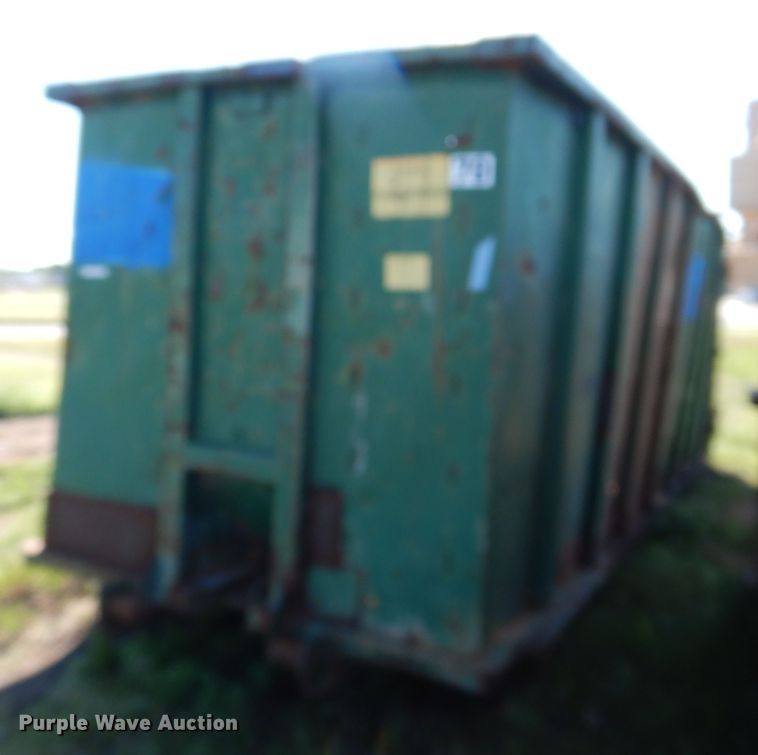 image for item IJ9389 Roll-off dumpster