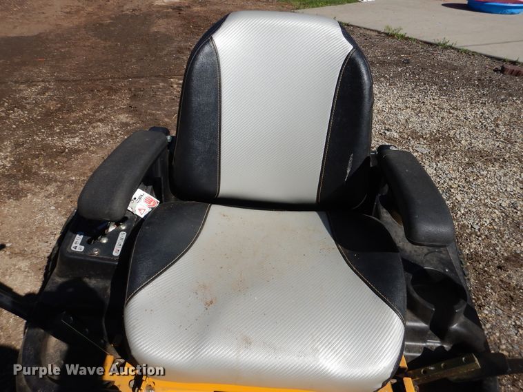 image for item IJ9390 Hustler 938670  ZTR lawn mower