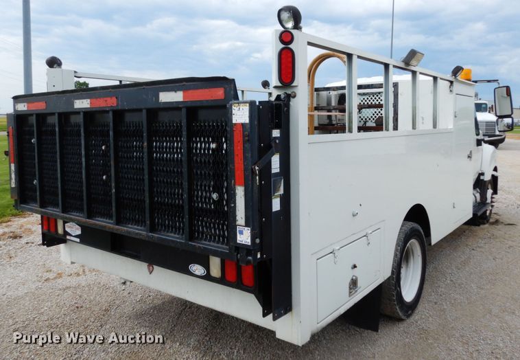 image for item IL9449 2013 International TerraStar SFA  utility / service truck