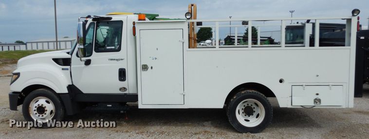 image for item IL9449 2013 International TerraStar SFA  utility / service truck