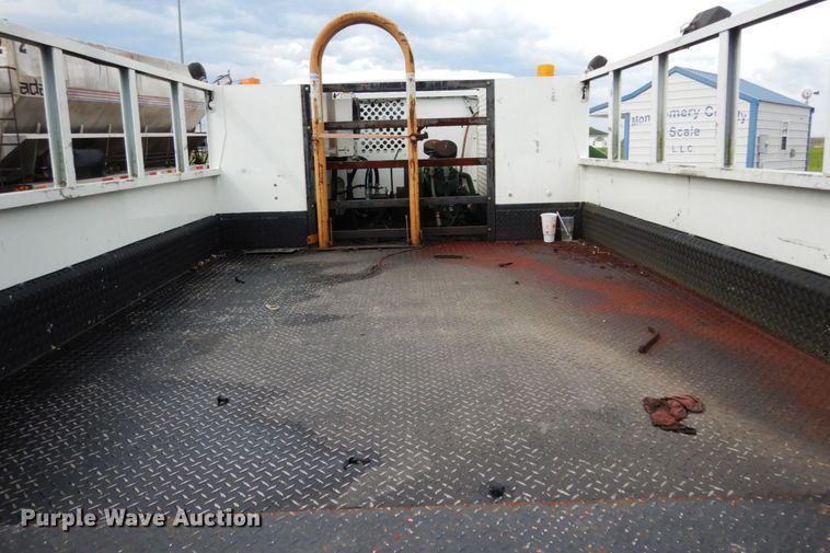 image for item IL9449 2013 International TerraStar SFA  utility / service truck