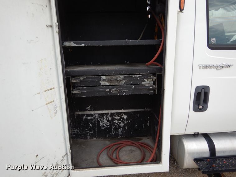 image for item IL9449 2013 International TerraStar SFA  utility / service truck