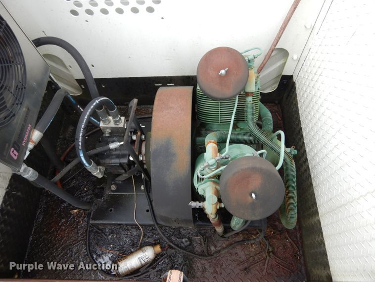 image for item IL9449 2013 International TerraStar SFA  utility / service truck