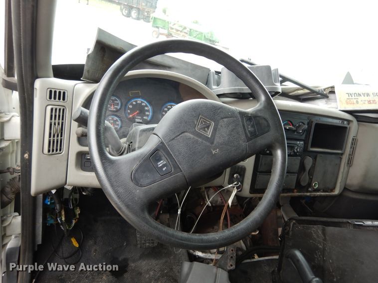 image for item IL9449 2013 International TerraStar SFA  utility / service truck