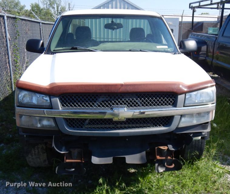 image for item IL9752 2005 Chevrolet Silverado 1500  pickup truck