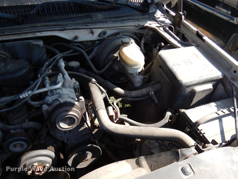 image for item IL9752 2005 Chevrolet Silverado 1500  pickup truck