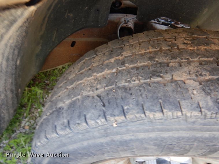 image for item IL9752 2005 Chevrolet Silverado 1500  pickup truck