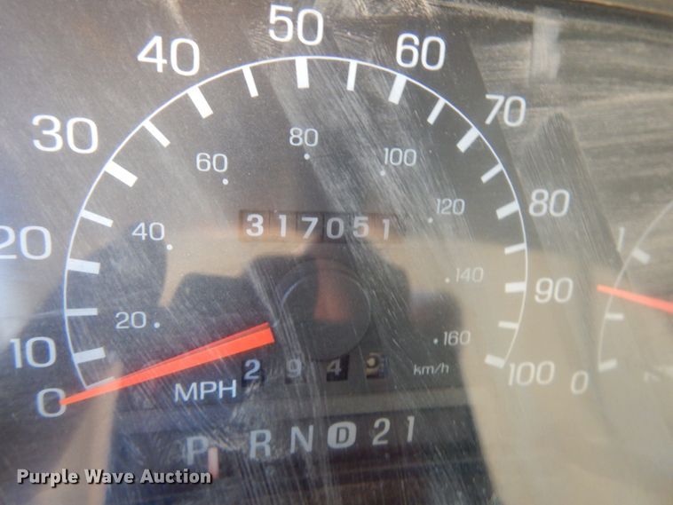 image for item IL9753 1999 Ford F350 Super Duty  Crew Cab pickup truck