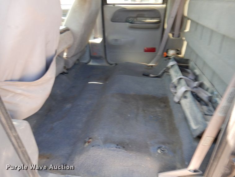 image for item IL9753 1999 Ford F350 Super Duty  Crew Cab pickup truck