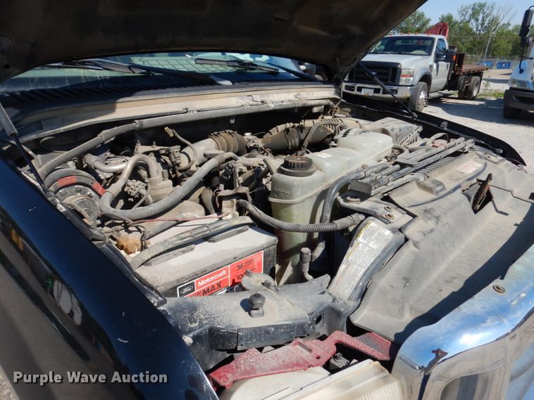 image for item IL9753 1999 Ford F350 Super Duty  Crew Cab pickup truck