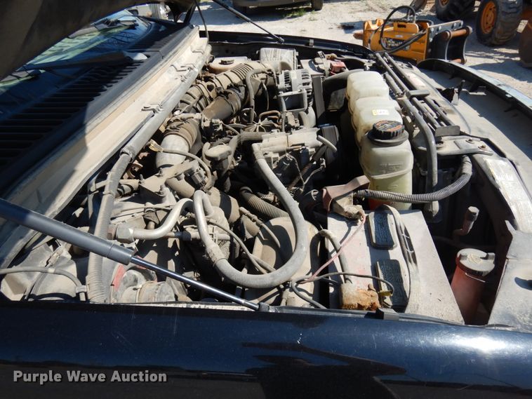 image for item IL9753 1999 Ford F350 Super Duty  Crew Cab pickup truck