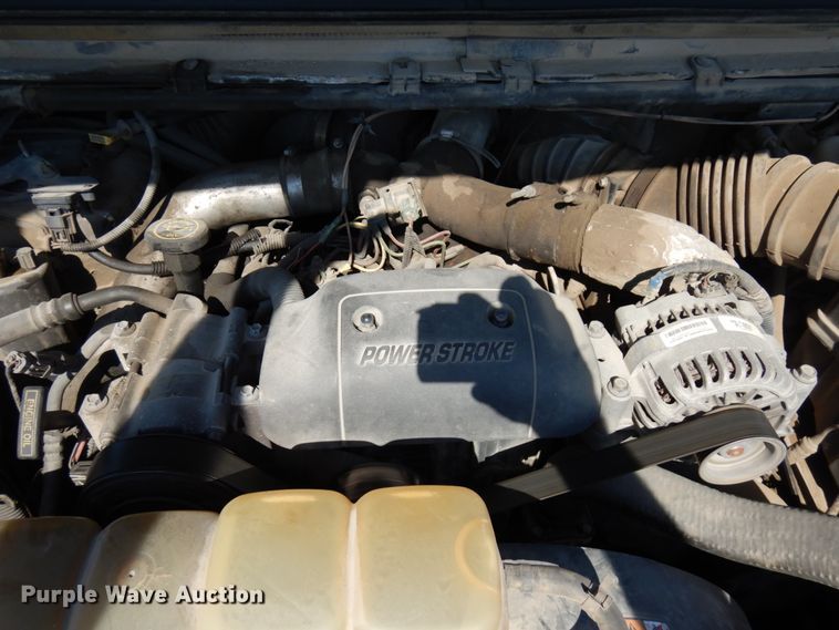 image for item IL9754 2001 Ford F350 Super Duty  flatbed pickup truck