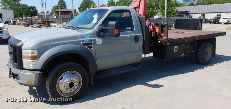 image for item IL9756 2010 Ford F550 Super Duty  flatbed truck
