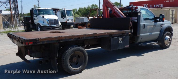 image for item IL9756 2010 Ford F550 Super Duty  flatbed truck