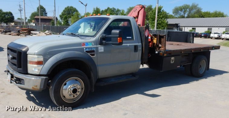 image for item IL9756 2010 Ford F550 Super Duty  flatbed truck