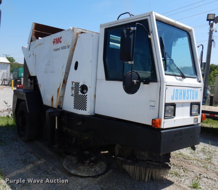 image for item IL9758 Johnston V3000  sweeper