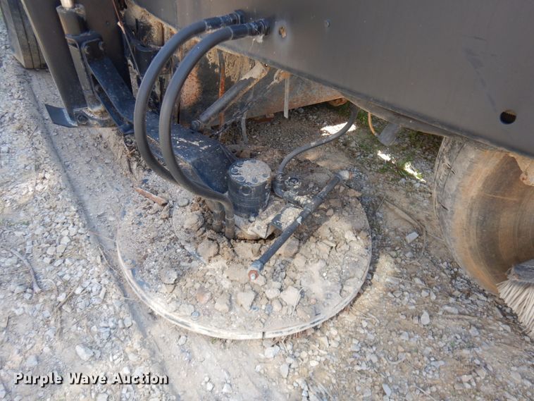 image for item IL9758 Johnston V3000  sweeper