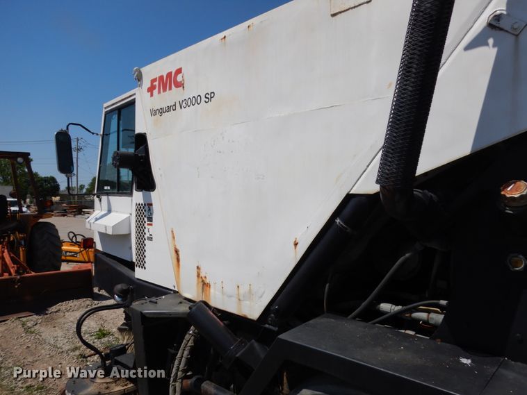 image for item IL9758 Johnston V3000  sweeper