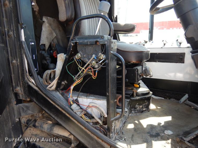 image for item IL9758 Johnston V3000  sweeper