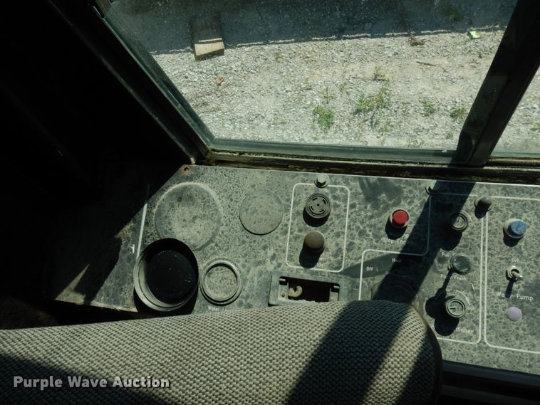 image for item IL9758 Johnston V3000  sweeper