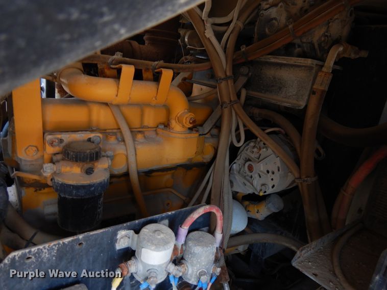 image for item IL9758 Johnston V3000  sweeper