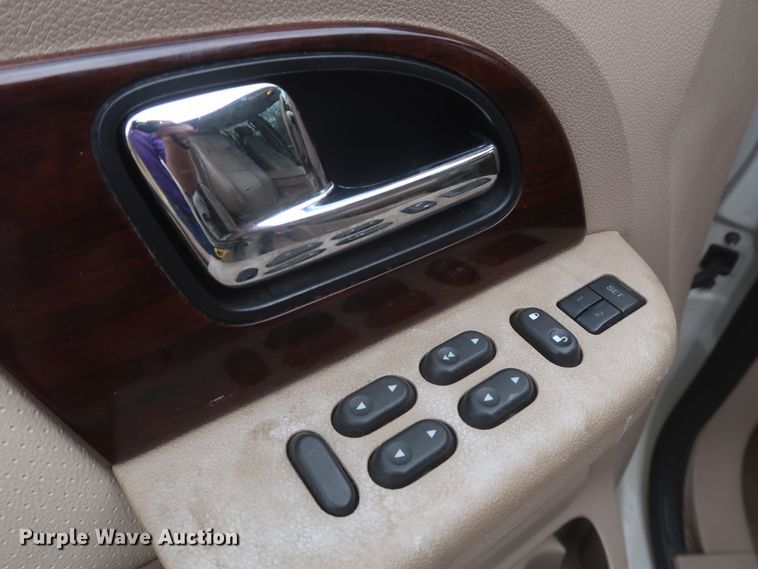 image for item IO9026 2006 Ford Expedition Limited  SUV