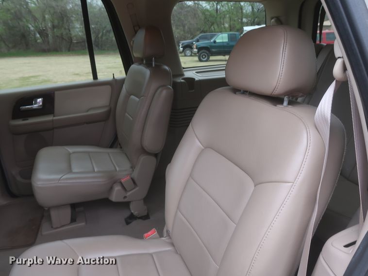 image for item IO9026 2006 Ford Expedition Limited  SUV
