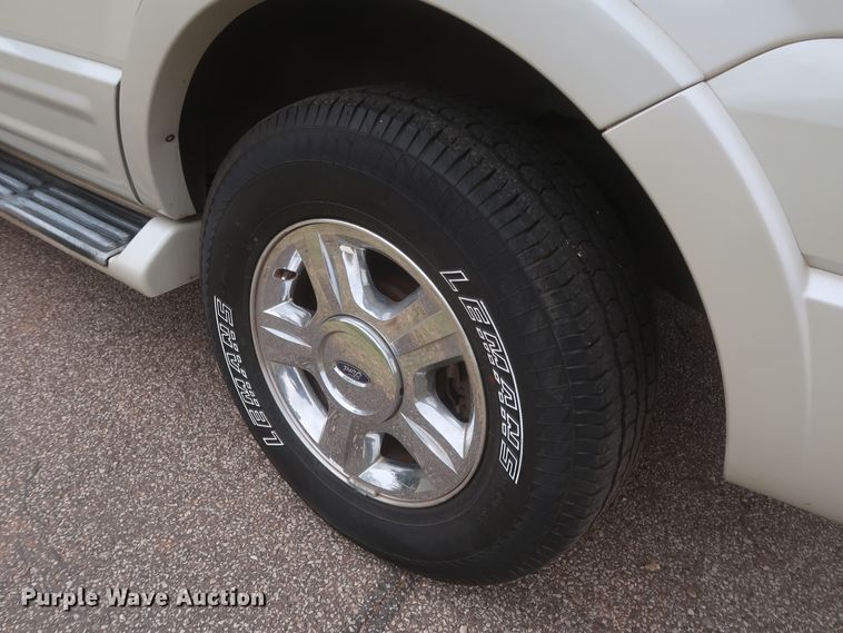 image for item IO9026 2006 Ford Expedition Limited  SUV