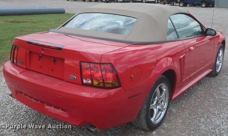 image for item IO9108 1999 Ford Mustang SVT Cobra  convertible