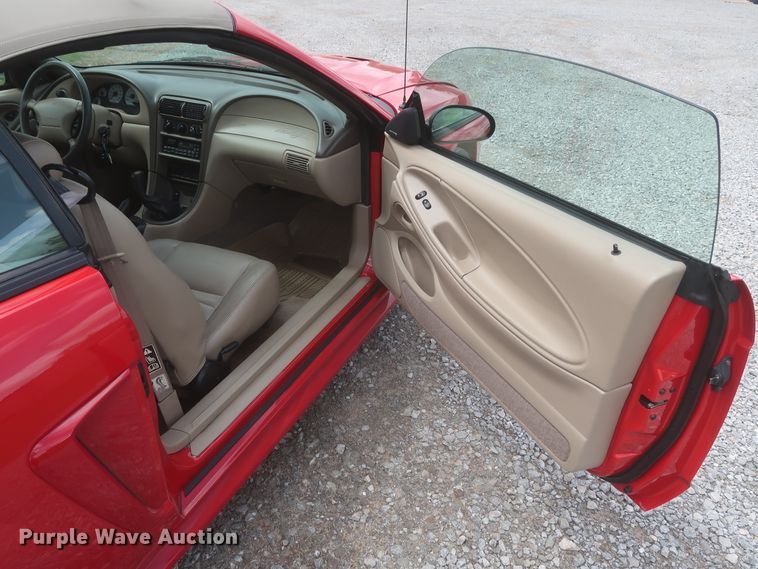 image for item IO9108 1999 Ford Mustang SVT Cobra  convertible