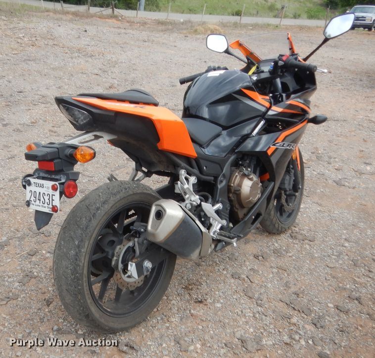 image for item IP9829 2017 Honda CBR500R  motorcycle